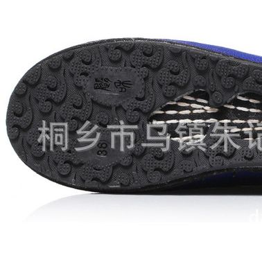 2013繡花靴子 內(nèi)增高千層底防滑墊中筒棉麻布女棉靴 民族風