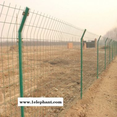 尚凱 鐵路護(hù)欄 公路護(hù)欄 高鐵防護(hù)欄 護(hù)欄網(wǎng)廠價(jià)直銷