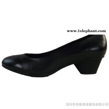 外貿(mào)頭層小牛皮女式單鞋尖頭粗中跟時(shí)裝女鞋大碼護(hù)士鞋歐洲站