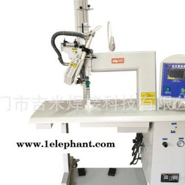 貼條機(jī) JM-3熱風(fēng)焊接機(jī) 雨衣過(guò)膠機(jī) 貼條機(jī) 沖鋒衣膠縫機(jī) 壓膠機(jī)