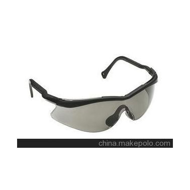 3M 12110防護(hù)眼鏡，3M 12110眼罩，3M 12110流線(xiàn)型防護(hù)眼鏡