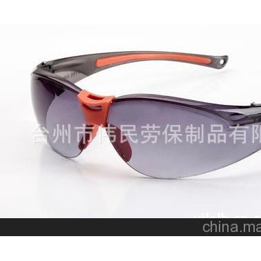 勞保用品批發(fā)供應(yīng)工業(yè)、石化、實驗室用防沖擊眼鏡0307