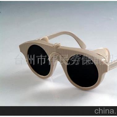 勞保用品供應(yīng)焊接眼鏡 護(hù)目鏡 電焊眼鏡 1149