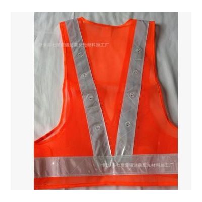 廠家直銷(xiāo)帶燈反光背心馬甲交通騎行反光衣施工工地透氣反光服批發(fā)