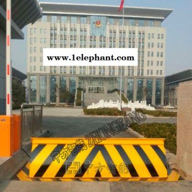 安防路障機(jī)，安全路障機(jī)，防護(hù)路障機(jī)