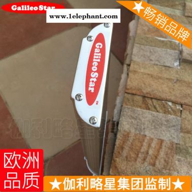 馬鋁型材庭院燈露燈全套路障燈牌燈頭8米7米led太陽(yáng)能路燈