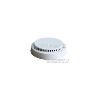 獨(dú)立煙感，煙感報(bào)警器，煙霧報(bào)警器，9V電池供電，現(xiàn)場(chǎng)聲光報(bào)警；煙感報(bào)警器，煙霧探測(cè)器