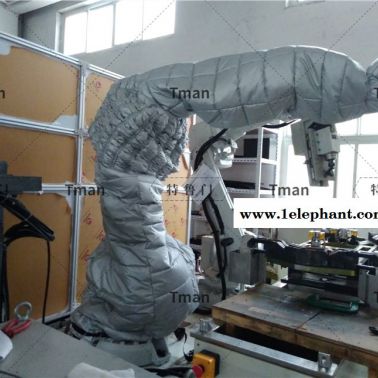 ABB6640-180/2.55加熱機(jī)器人防護(hù)服設(shè)計(jì)