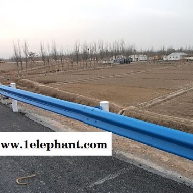 貴州銅仁思南縣公路波形梁護(hù)欄板廠家批量?jī)r(jià)