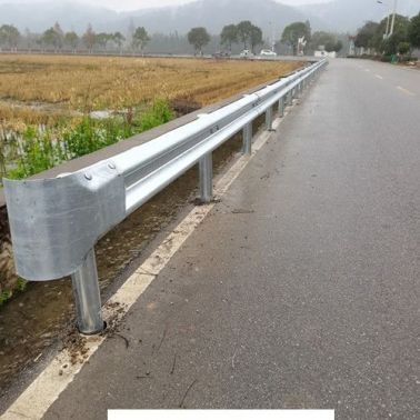 湖南長沙公路波形梁護欄板廠家價格