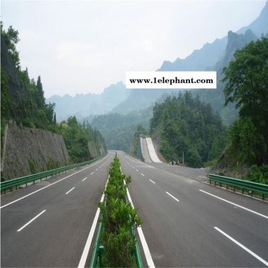 安徽蕪湖高速護(hù)欄多少錢 創(chuàng)世護(hù)欄生產(chǎn)廠家報(bào)價(jià) 波形護(hù)欄板規(guī)格型號(hào)