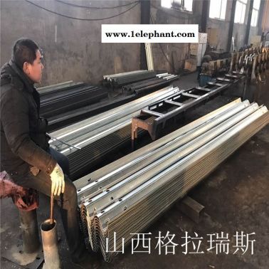 晉城波形梁護(hù)欄 澤州高平高速公路護(hù)欄板廠家