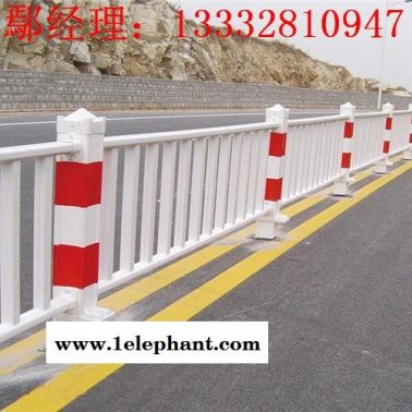 廣州公路隔離護(hù)欄現(xiàn)貨 中山京市護(hù)欄廠家 江門市政護(hù)欄圖片