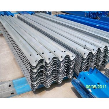 大渡口區(qū)公路護(hù)欄板廠家報(bào)價(jià)