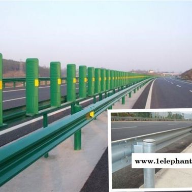 湖北孝感公路波形梁鋼護(hù)欄板國標(biāo)熱鍍鋅噴塑價(jià)格