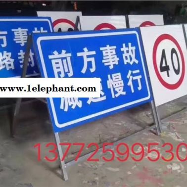 銅川道路指示牌，銅川反光標(biāo)志牌，公路標(biāo)志牌桿制作找陽(yáng)光西安標(biāo)牌廠