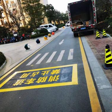 蘇州停車場劃線、廠區(qū)消防通道劃線、道路劃線、廠區(qū)劃線